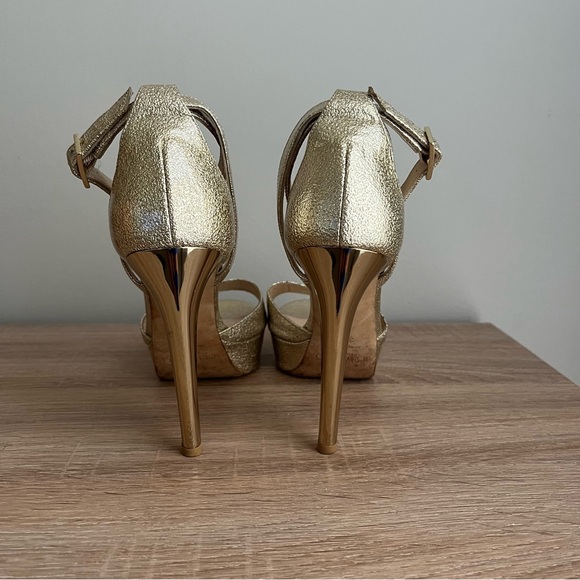 Jimmy Choo Kayden Gold Patent Platform Stiletto Heels - Picture 4 of 16